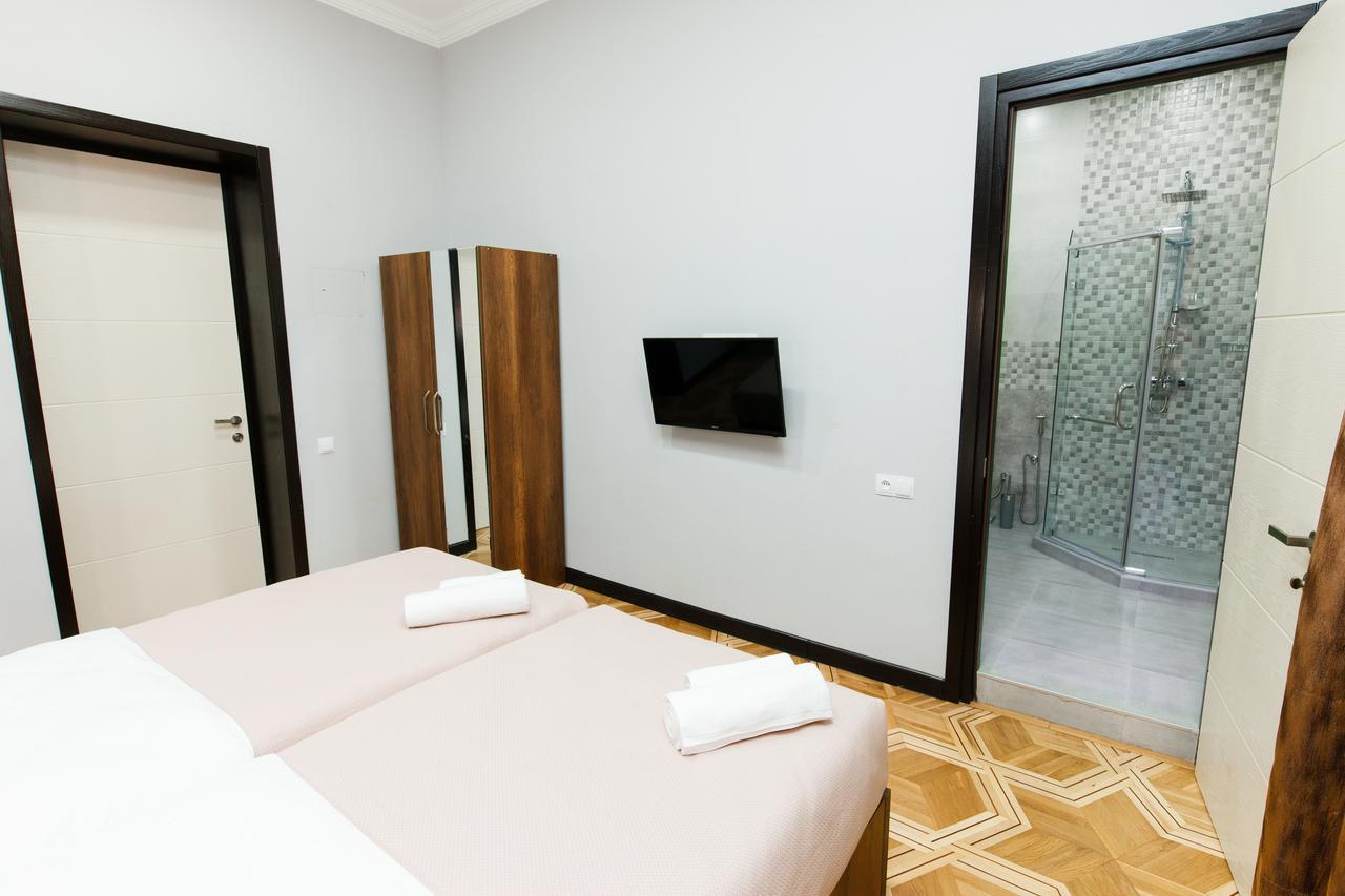 Garden Side Tbilisi Hotel Luaran gambar